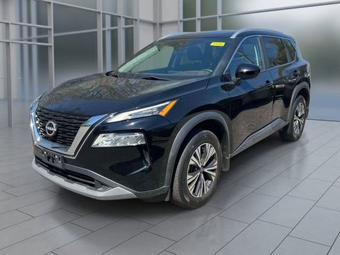 Used 2023 Nissan Rogue SV w/ SV Premium B Package image 2