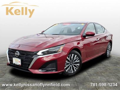 Certified 2023 Nissan Altima 2.5 SV w/ SV Premium Package