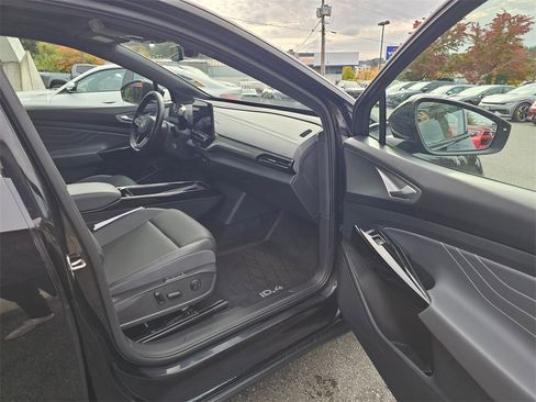 Used 2023 Volkswagen ID.4 Pro S image 13