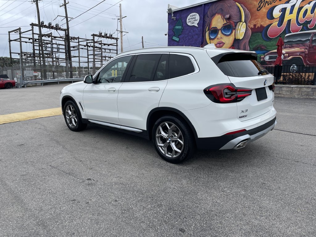Used 2023 BMW X3 xDrive30i w/ Convenience Package w/ZPA AWD/4WD image 3