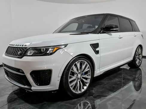 Used 2016 Land Rover Range Rover Sport SVR image 5