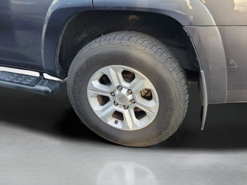 Used 2016 Toyota 4Runner SR5 image 29