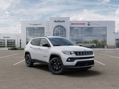New 2026 Jeep Compass Latitude AWD/4WD image 8