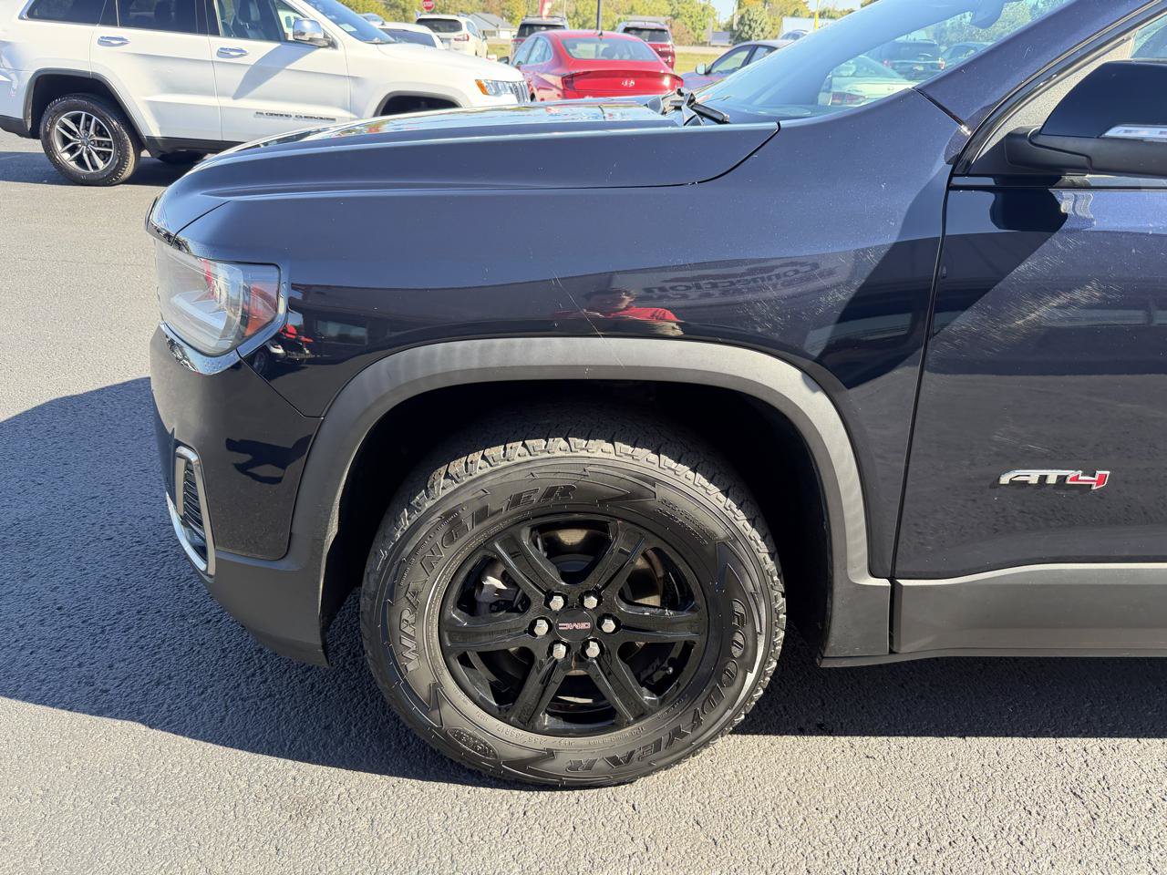 Used 2021 GMC Acadia AT4 w/ Trailering Package AWD/4WD image 12
