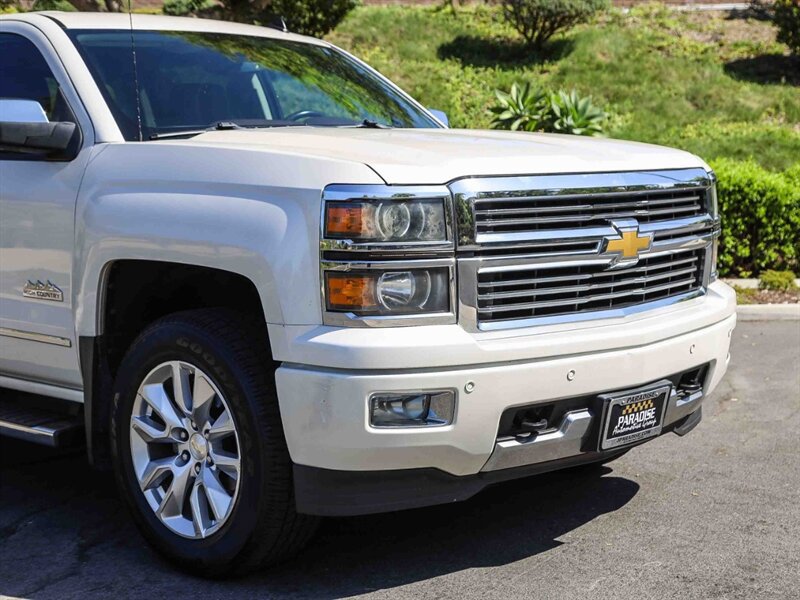 Used 2014 Chevrolet Silverado 1500 High Country w/ High Country Premium Package AWD/4WD image 9
