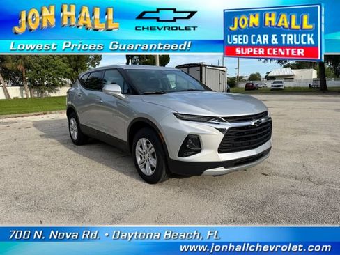 Used 2022 Chevrolet Blazer LT FWD image 1