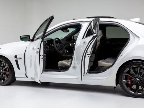 Used 2019 Cadillac CTS V w/ Carbon Fiber Package image 15