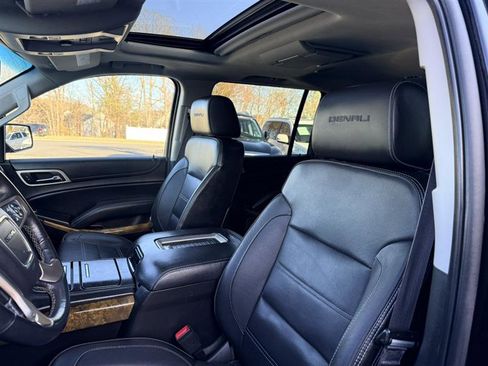 Used 2016 GMC Yukon XL Denali w/ Open Road Package AWD/4WD image 32