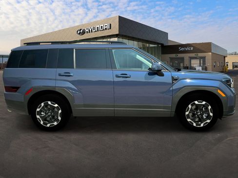 Used 2025 Hyundai Santa Fe SEL image 9