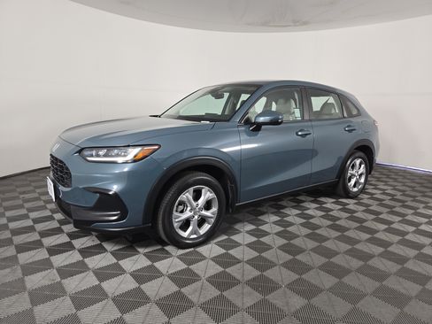 Used 2024 Honda HR-V LX image 8