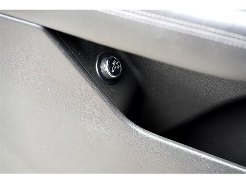 Used 2020 Cadillac XT5 Premium Luxury image 26