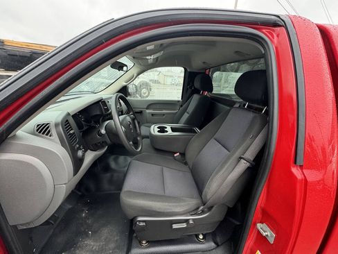 Used 2011 Chevrolet Silverado 1500 W/T RWD image 15