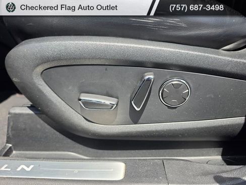 Used 2019 Lincoln MKC Reserve w/ MKC Climate Package AWD/4WD image 19