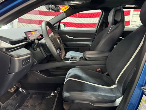 Used 2023 Fisker Ocean One image 9