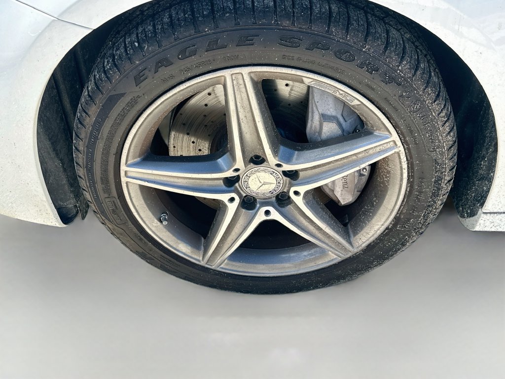 Used 2017 Mercedes-Benz E 300 4MATIC image 32