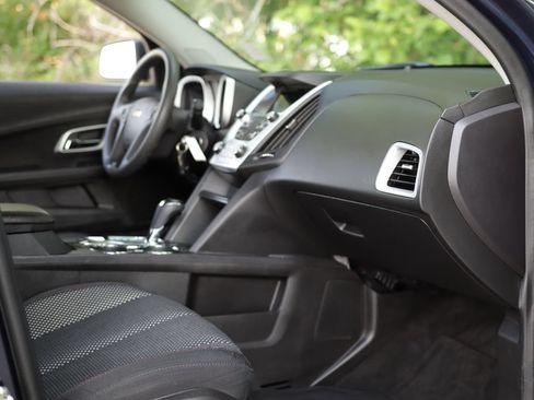 Used 2016 Chevrolet Equinox LS FWD image 27