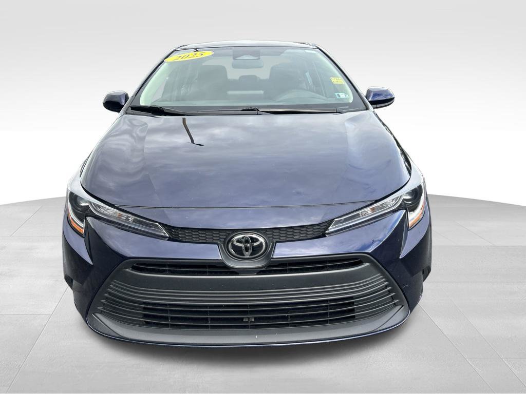 Certified 2025 Toyota Corolla LE FWD image 8