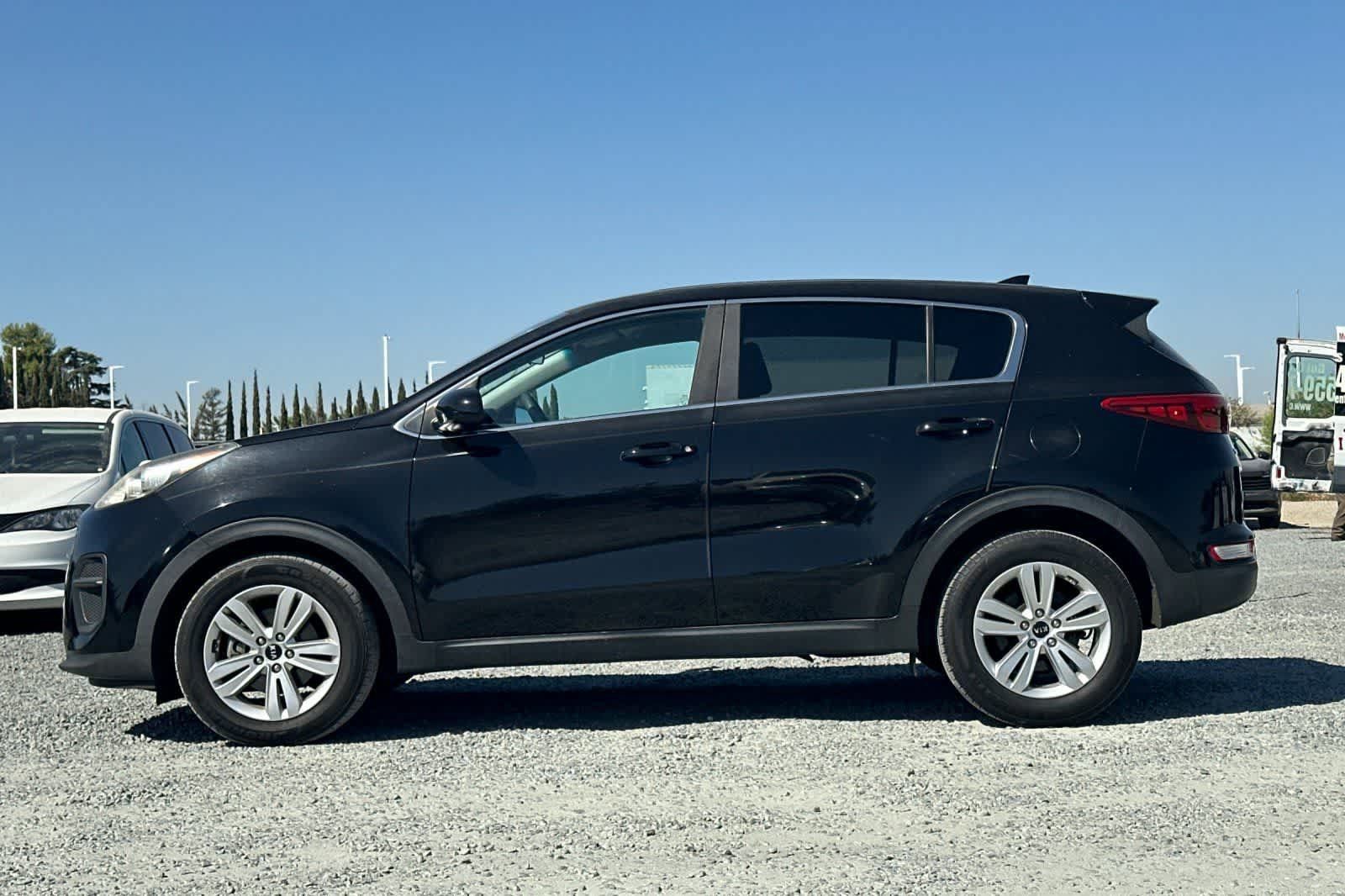 Used 2019 Kia Sportage LX FWD image 6