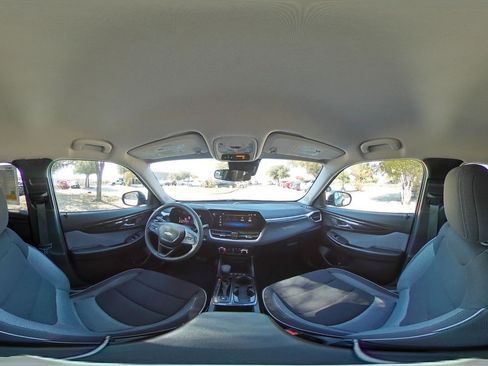 Used 2025 Chevrolet TrailBlazer LT image 42