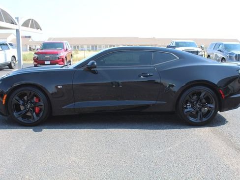 Used 2024 Chevrolet Camaro LT w/ RS Package RWD image 6