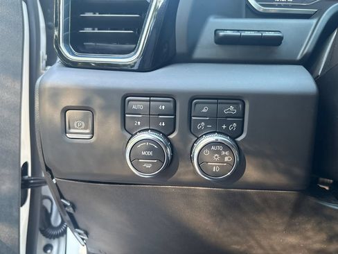 Used 2023 GMC Sierra 1500 Denali AWD/4WD image 20