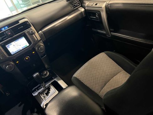 Used 2019 Toyota 4Runner SR5 image 9