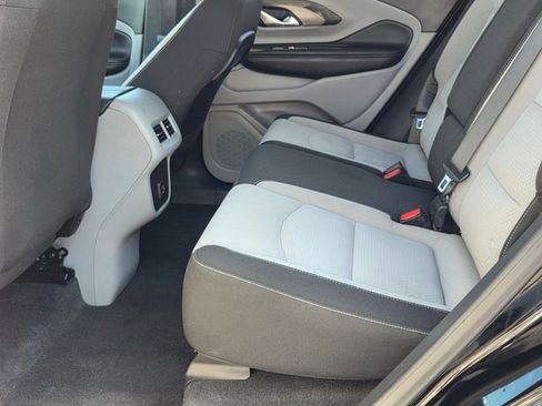 Used 2024 GMC Terrain SLE image 18