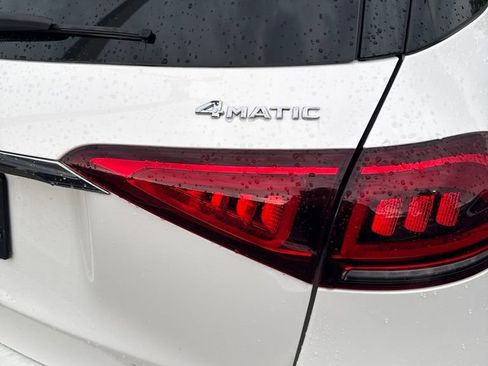 Used 2021 Mercedes-Benz GLE 450 4MATIC image 4