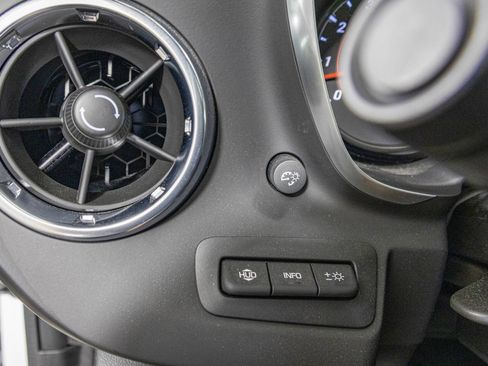 Used 2016 Chevrolet Camaro SS RWD image 39