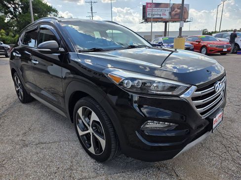 Used 2017 Hyundai Tucson Limited w/ Cargo Package AWD/4WD image 3