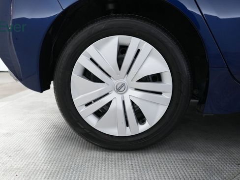 Used 2025 Nissan Leaf S FWD image 22