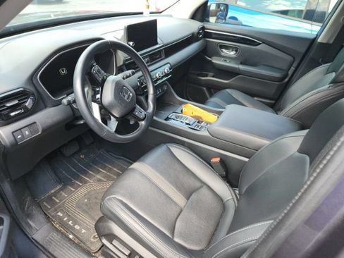 Used 2024 Honda Pilot EX-L image 3