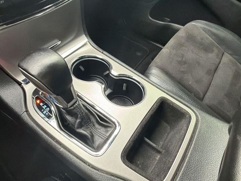 Used 2020 Jeep Grand Cherokee Altitude RWD image 31