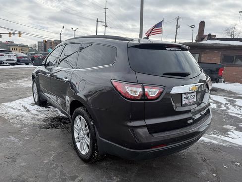 Used 2015 Chevrolet Traverse LT w/ Style and Technology Package image 6