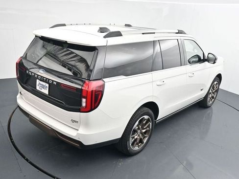 Certified 2025 Ford Expedition King Ranch AWD/4WD image 24