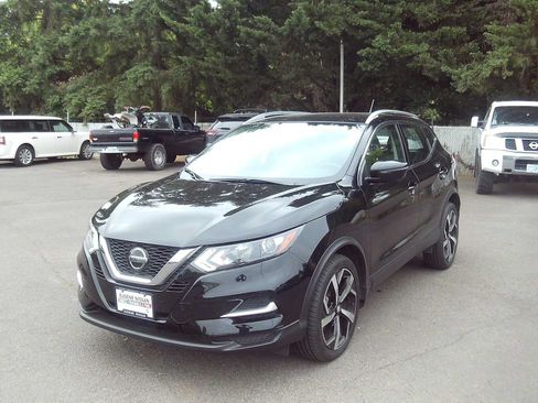 Used 2020 Nissan Rogue Sport SL AWD/4WD image 1