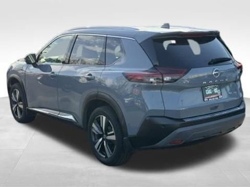 Used 2021 Nissan Rogue SL w/ Premium Package image 9