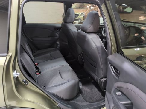 Used 2025 Subaru Forester Premium AWD/4WD image 10