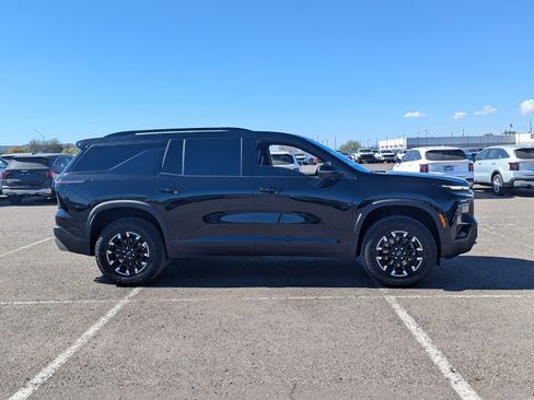 Used 2025 Chevrolet Traverse Z71 w/ Driver Confidence Package image 6