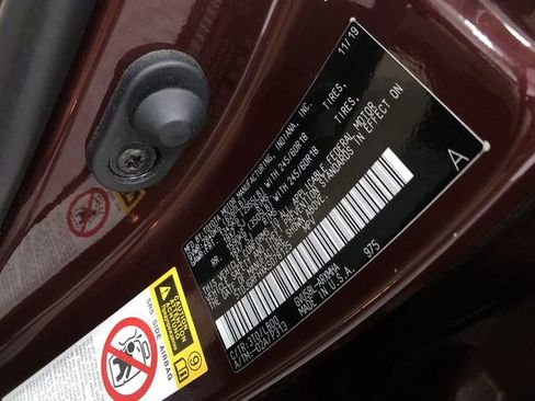 Used 2019 Toyota Highlander XLE image 32