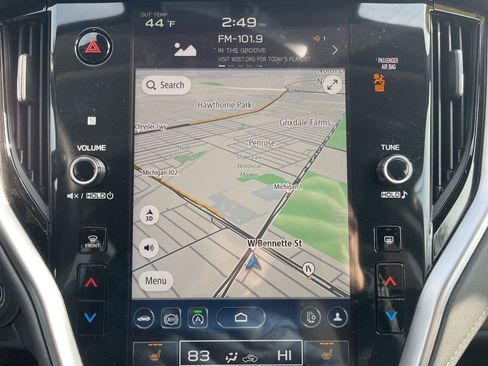 Certified 2025 Subaru Outback Premium w/ Popular Package #1A image 19