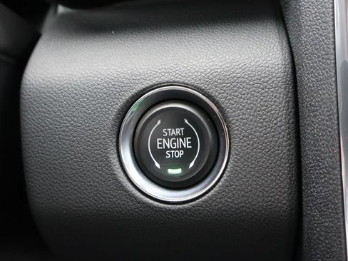Used 2026 GMC Acadia Elevation w/ Elevation Premium Package AWD/4WD image 33