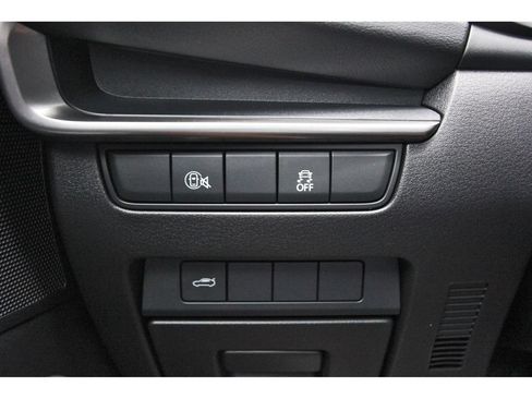 New 2026 MAZDA MAZDA3 s FWD image 17