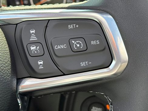 New 2025 Jeep Wrangler Unlimited Sahara image 14