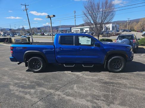 New 2026 Nissan Frontier PRO-4X image 7