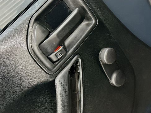 Used 2016 Jeep Wrangler Unlimited Sport w/ Connectivity Group image 15