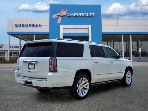 Used 2015 GMC Yukon XL Denali w/ Premium Package AWD/4WD image 4