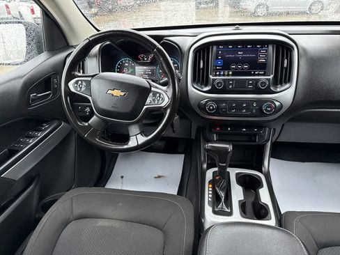 Used 2019 Chevrolet Colorado LT w/ LT Convenience Package image 9