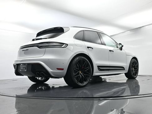 Certified 2025 Porsche Macan GTS AWD/4WD image 50