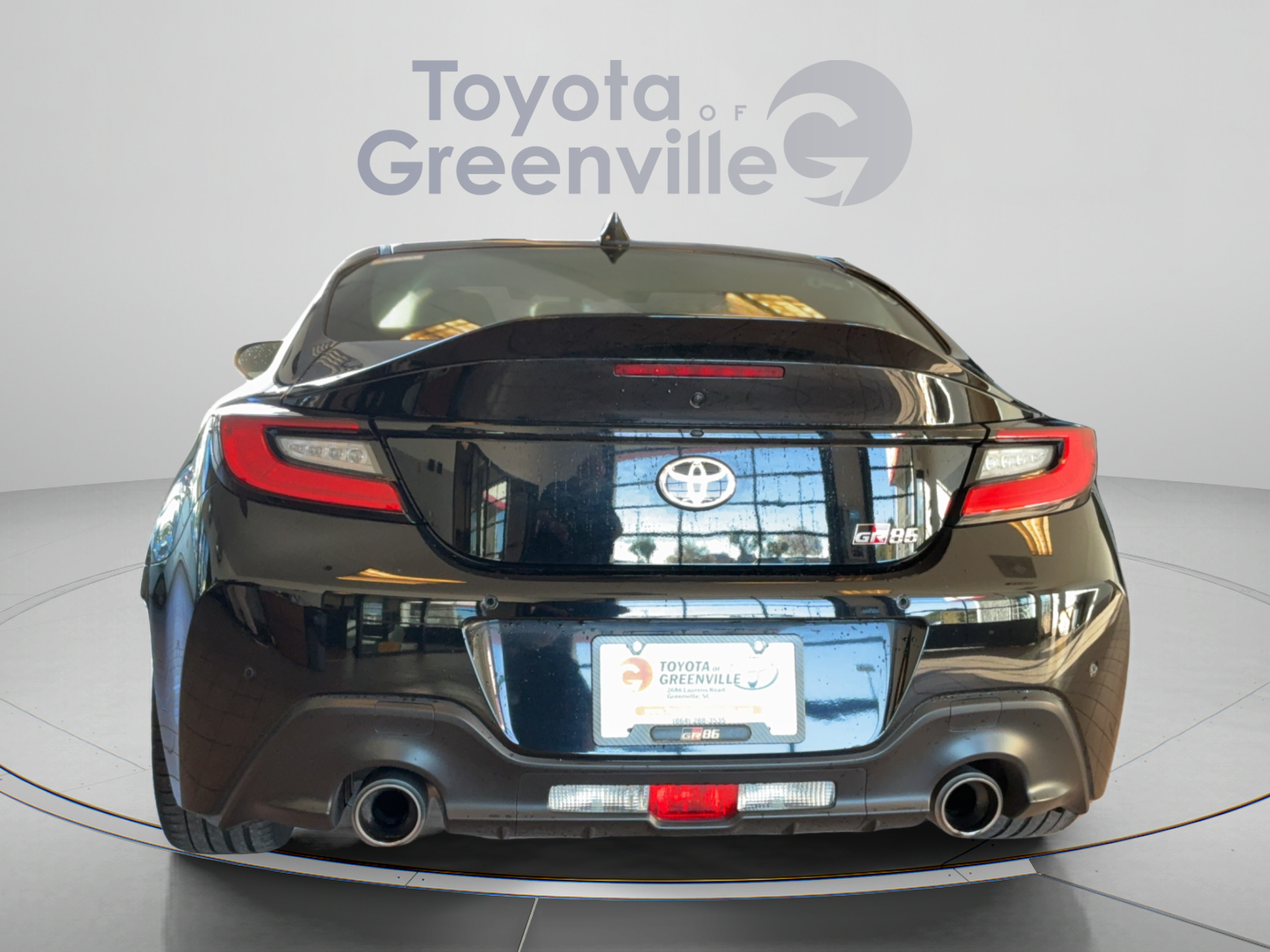 Used 2024 Toyota GR86 Premium RWD image 5